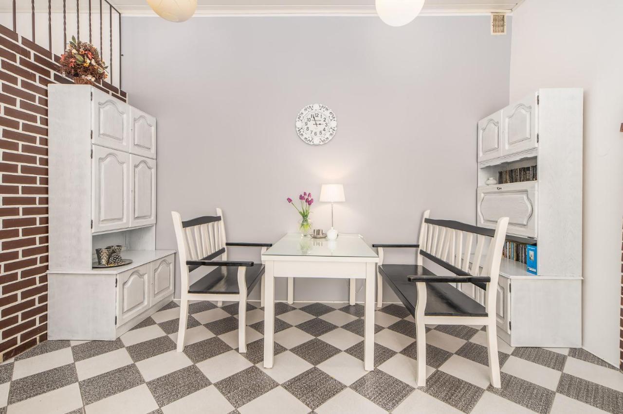 Pod Roza Wiatrow Appartement Kołobrzeg Buitenkant foto
